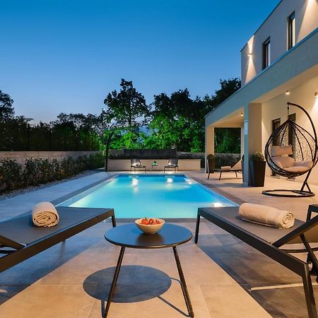 Villa Nobu Mali Vareski Exterior photo