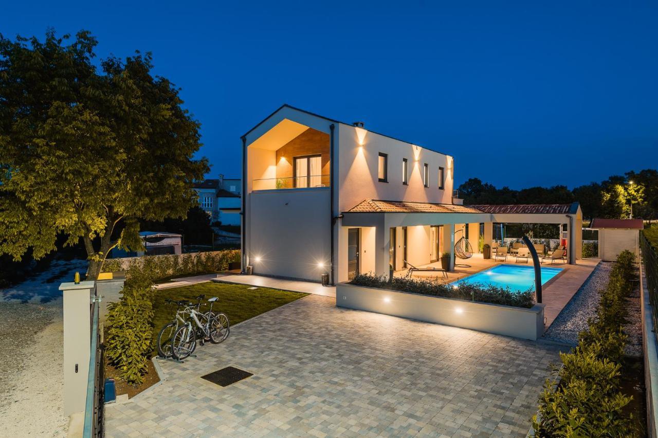 Villa Nobu Mali Vareski Exterior photo